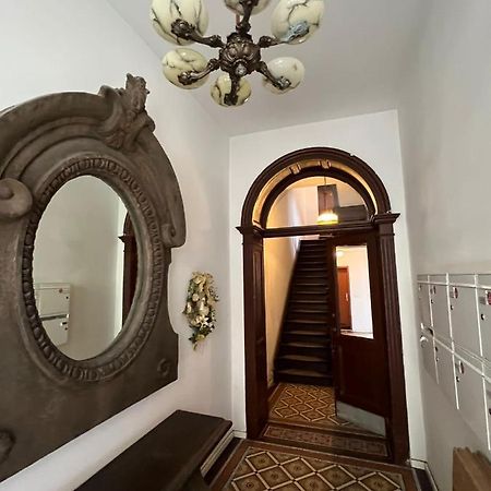 Retro Appartement Im Herzen Von Koeln Deutz Extérieur photo