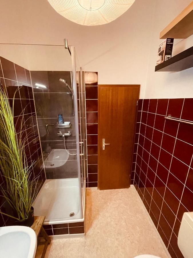 Retro Appartement Im Herzen Von Koeln Deutz Extérieur photo
